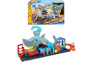 Hot Wheels 'Let's Race' Netflix - Mega Squalo Autolavaggio, pista con rullo di schiuma e cancelli mobili, funzione cambia colore e macchinina Color Reveal inclusa, 3+ anni, HTN82
