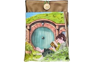 ACARICIANDO PAPEL CON HISTORIAS Funda artesanal grande de terciopelo para libros y tablets del Hobbit + marcapáginas regalo, algodón ecológico, acolchada, bolsillo delantero y cierre de botón. Regalo ideal para adolescentes