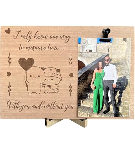 Cornice Portafoto In Legno Naturale Made In Italy - 24x30 Cm - Con Molletta, Da Tavolo O Parete