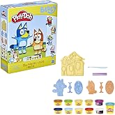 Play-Doh Bluey 3 Yaş ve &Uuml;zeri &Ccedil;ocuklar i&ccedil;in Kost&uuml;m Yap ve Şekillendir Oyun Seti, 11 Kutu Oyun Hamuru, Toksik Madde İ&ccedil;ermez