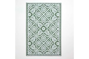 HOMESCAPES Green Outdoor Rug for Garden or Patio Floral Tile Pattern 182 x 122 cm Lightweight Waterproof 100% Recycled Plastic Garden Mat for Indoor & Outdoor Use