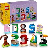 LEGO Doğum G&uuml;n&uuml; Rakamları 40807 &ndash; 6 Yaş &Uuml;zeri &Ccedil;ocuklar i&ccedil;in Hayvanlı Masa ve K&ouml;pek, &Ouml;rdek, Yenge&ccedil;, Horoz, Flamingo ve Timsah 