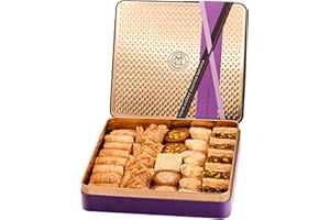 Chateau de Mediterranean Baklava Selection - 700 g | Contains Approx 29 Baklava Pieces | Delicious Filo Pastry Filled with Assorted Nuts | Traditional Recipe | Beautiful Presentation Gift Tin