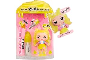 Yummiland x PEEPS Lip Gloss Doll - Goldie Mallows - Include 1 Bambola con Abiti Personalizzabili e Kit Lucidalabbra, Profumo e Base Trasparente - Età 4+