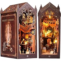 DIY Miniature houses and book nooks – Een Kleine Wereld