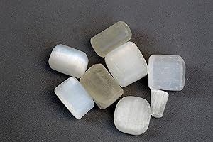 JET INTERNATIONAL Jet - Piedra auténtica de selenita (una sola pieza) (20 – 30 gramos de piedras energizadas (selenita)