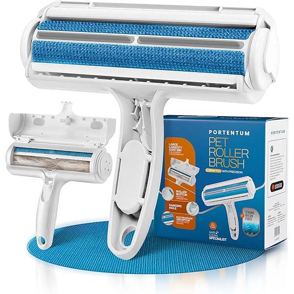 Brosse Anti Poils Animaux. Ramasse Poils De Chat Et Chien Sur