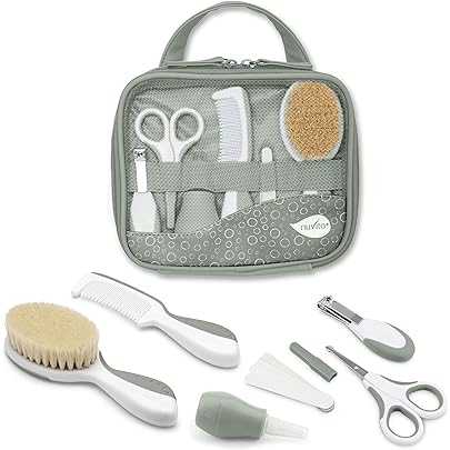 Kit Cura B&eacute;b&eacute; B&eacute;aba - 9 Accessori: Termometro, Forbicine, Aspiratore Nasale, Verde