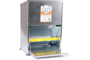 ZOOTEC Mangiatoia per Galline, Polli, Capienza 14 kg, Antitopi, Antipioggia, Antispreco, Automatica, a Pedale, in Lamiera Zincata, da Esterno e Interno