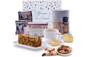 HATTIE'S GIFTS Hattie’s Gifts Afternoon Tea Hamper - Scottish Shortbread, Dundee Cake & Assorted Fudge in Steven Brown Art Tin - Luxury Tea and Biscuits Gift for Birthdays, Thank You Teachers, Special Occasions