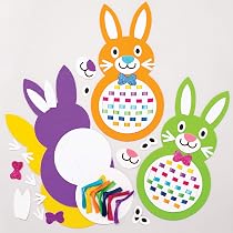 Carine Di Caccia Alle Uova Di Pasqua, Cartina Per Bambini Disegnata A Mano Con Uova Di Mano Con Coniglietto E Decorazioni Fantastiche Cartelloni Inviti Image269577521