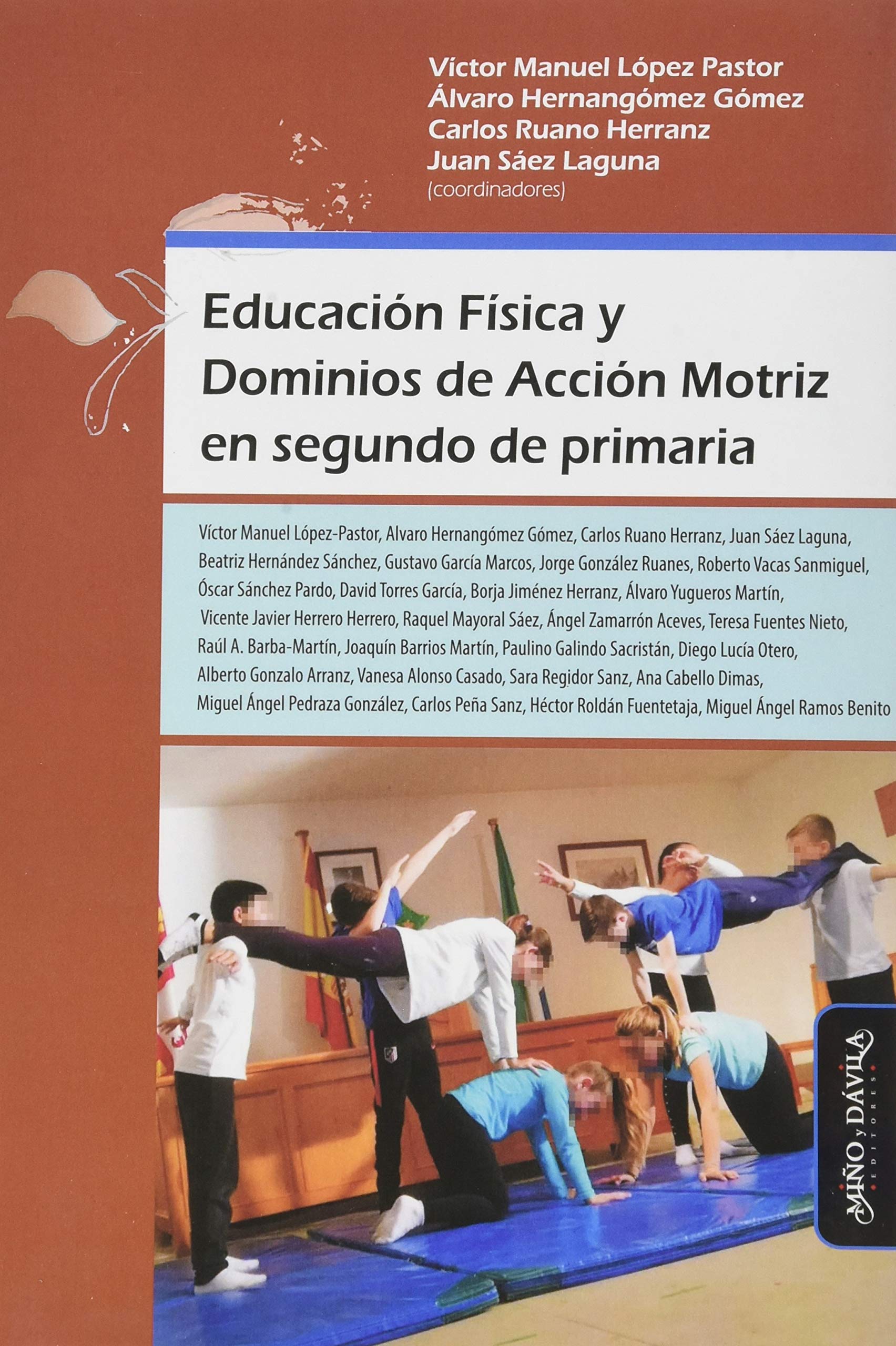 Educación Física y dominios de acción motriz En Segundo De Primaria: 17
