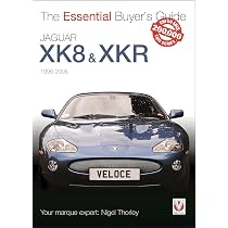 Jaguar XK8: The Complete Story (Crowood Autoclassics) : Robson