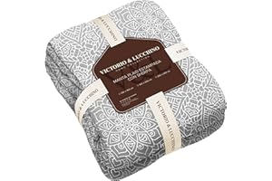 Victorio & Lucchino Manta Plaid Beverly Estampada con Borreguito Sherpa - Manta Suave para el Sofa o para Cama (VL-80513 Gris, 160x220 Cm)