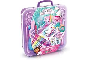 Canal Toys - La Casa de Muñecas de Gabby - Maletín de Actividades con Spray Electrónico, Rotuladores, Pegatinas, Plantillas y Hojas para Hacer Posters - Gabby's Dollhouse Activity Case - GAB024