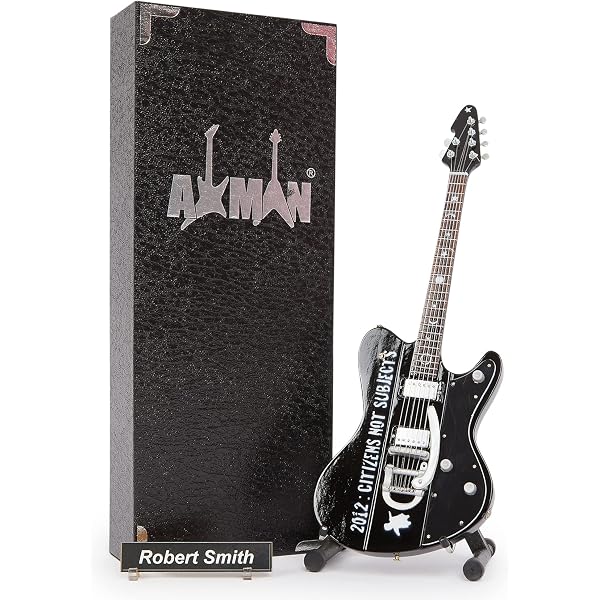 Synyster Gates (Avenged Sevenfold) – Réplique de Guitare Miniature - Cadeaux de Musique - Ornement Fait à la Main Synyster Gates (Avenged Sevenfold) – Réplique de Guitare Miniature - Cadeaux de Musique - Ornement Fait à la Main
