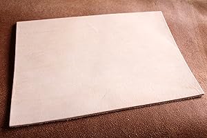 FÖRSTER-FELLNEST Cuir de vachette véritable de 18 x 26,5 cm, coupe cousue, cuir de vachette véritable - Cuir de vachette véritable et végétal, avec env. Épaisseur 3,2-3,5 mm et motif cicatrisé véritable