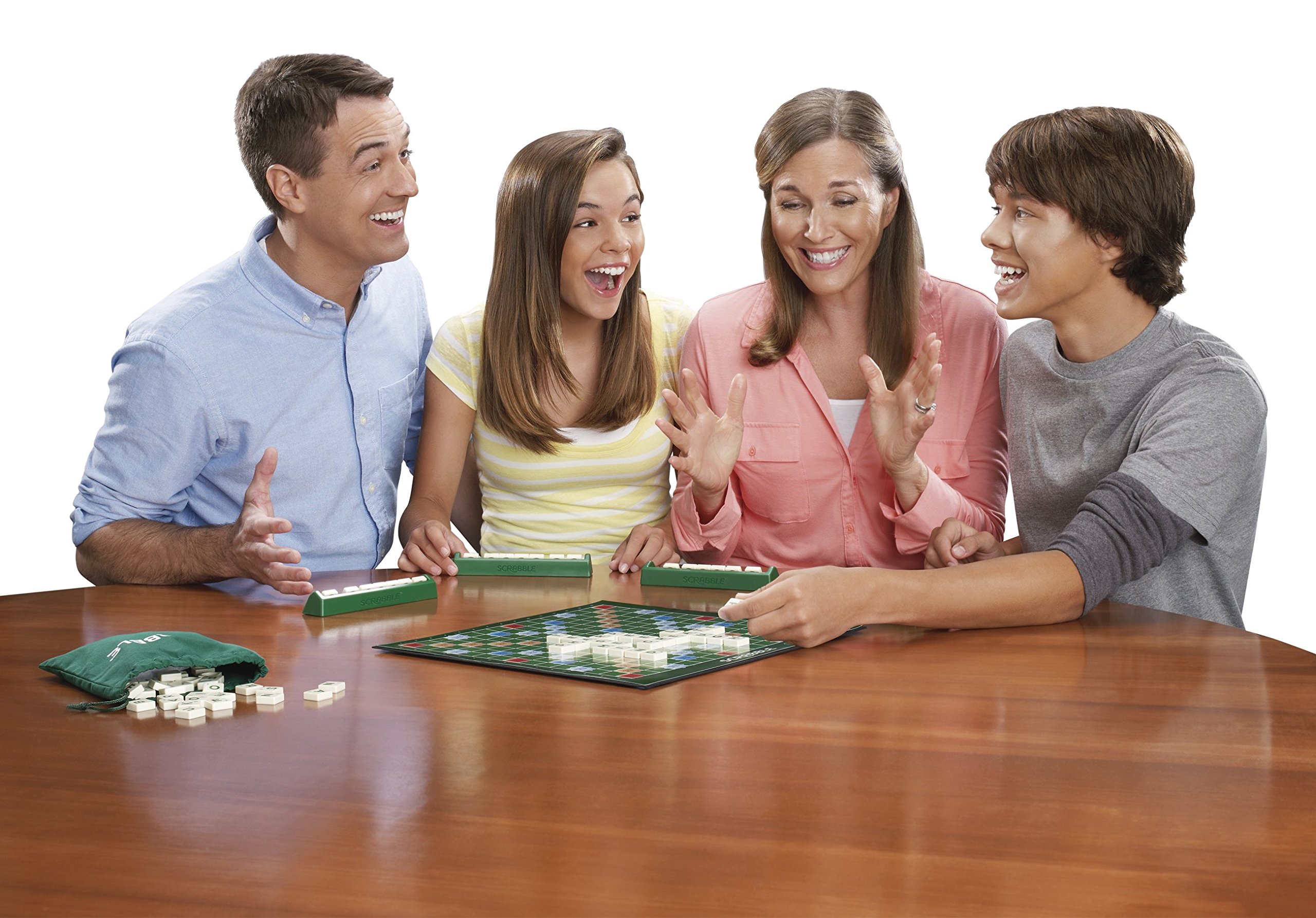 Mattel Games Scrabble, Versión Española, Juego de Mesa clásico Original, Incluye Tablero, 4 Racks, 100 fichas, Bolsa para fichas, +10 años, Y9594 - Imagen 4