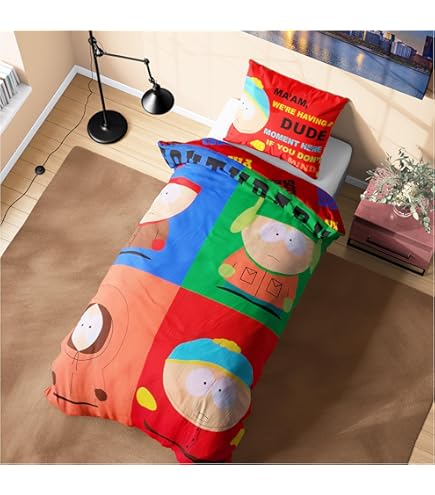 United Labels South Park Coussin Kenny - 37 x 33 cm - Orange - Coussin décoratif pour fans United Labels South Park Coussin Kenny - 37 x 33 cm - Orange - Coussin décoratif pour fans