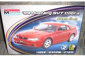 Revell Monogram 1:24 - Auto Mustang SVT Cobra 1999