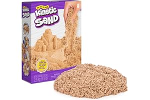 ‎KINETIC SAND Kinetic Sand 2,5 kg - original magischer kinetischer Sand aus Schweden, naturbraun, bekannt aus Kindergärten, ideal für kreatives Indoor-Sandspiel, für Kinder ab 3 Jahren