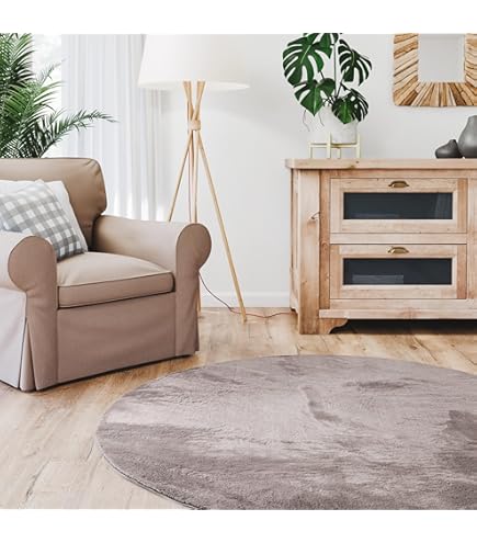benuta Basic Vloerkleed woonkamer Furry - Crème Rond 160 cm - Zacht Kunstvezel Vachtkleed - Rug hoogpolig - Antislip onderkant - Wasbaar carpet - Voor vloerverwarming geschikt - Tapijt living room benuta Basic Vloerkleed woonkamer Furry - Crème Rond 160 cm - Zacht Kunstvezel Vachtkleed - Rug hoogpolig - Antislip onderkant - Wasbaar carpet - Voor vloerverwarming geschikt - Tapijt living room