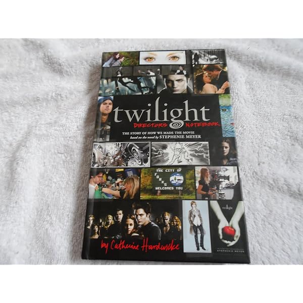 The Twilight Saga: The Complete Film Archive: Memories, Mementos