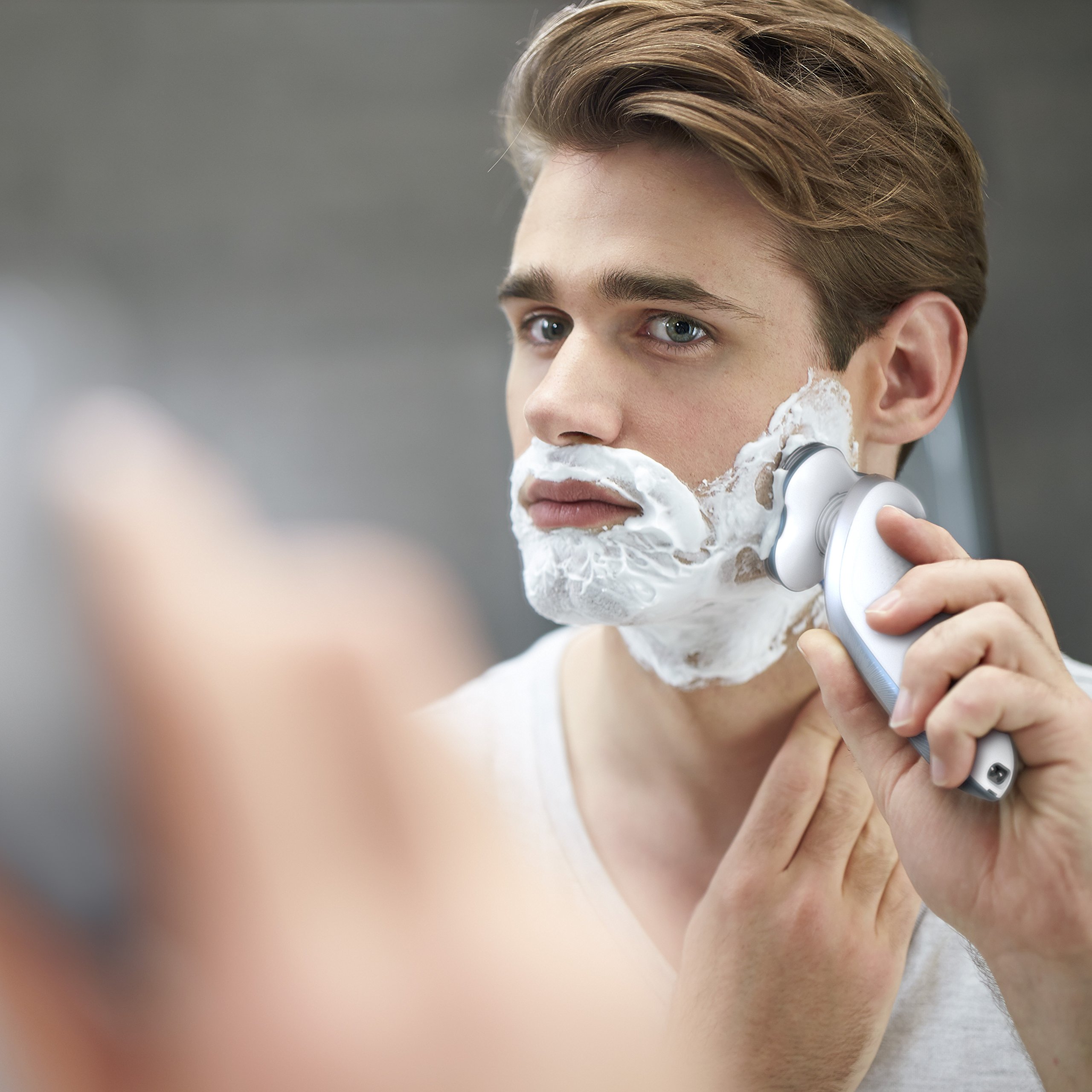 Philips-Star-Wars-Episodio-VIII-SW770067-Afeitadora-elctrica-serie-7000-edicin-limitada-Lado-Luminoso