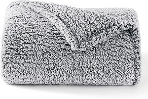 BEDSURE Decke Sofa Kuscheldecke Flauschig Grau - Warm Sherpa Sofaüberwurf Winter Decke, Dicke Couchdecke, 150x200 cm XL Flauschige Wohndecke für Couch
