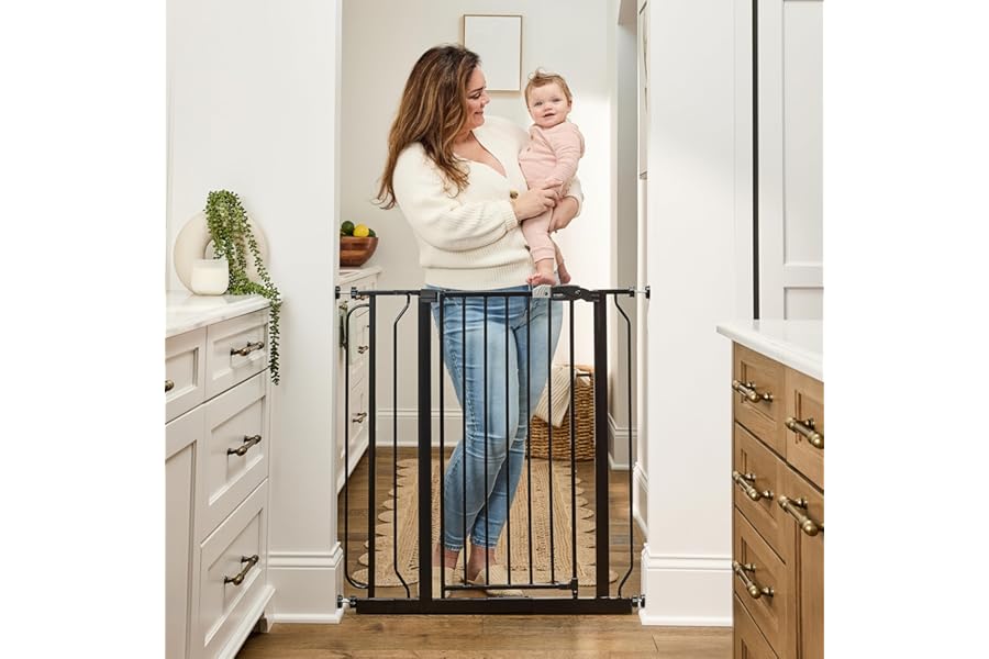 Regalo Easy Step Walk Thru Baby Safety Gate with Included Extension Kit (104 cm, Black)