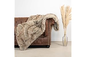 Quantum Interior by Maxland Kuschelige Felldecke,Wendedecke,Hochwertige Wohndecke,Kuscheldecke Fellimitat,Tagesdecke, Überwurf - unterscheidliche Farben und Größen (150 x 200 cm, Simba/Wolf)