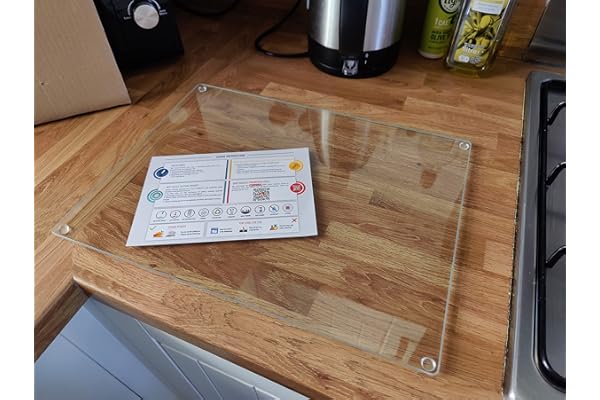 Kitchenville Planche à Découper 40×30 cm en Verre Trempé – Plaque en Verre pour Cuisine, Durable, Résistante aux Rayures et à la Chaleur – Protection de Plan de Travail – Design Transparent