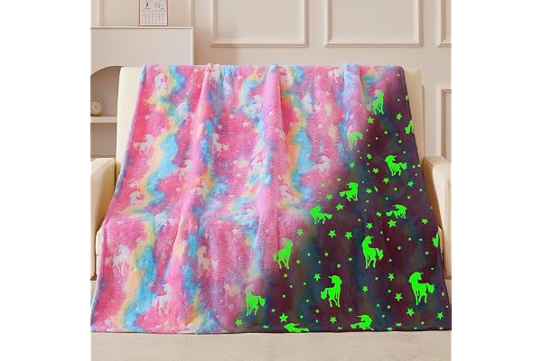 QSTEHEML Mörkerlysande enhörning filt för pojkar flickor, lysande regnbågsfilt födelsedag för småbarn barn, mysig mjuk fluffig flanell fleece tupplur sovfiltar, 127 cm x 152 cm