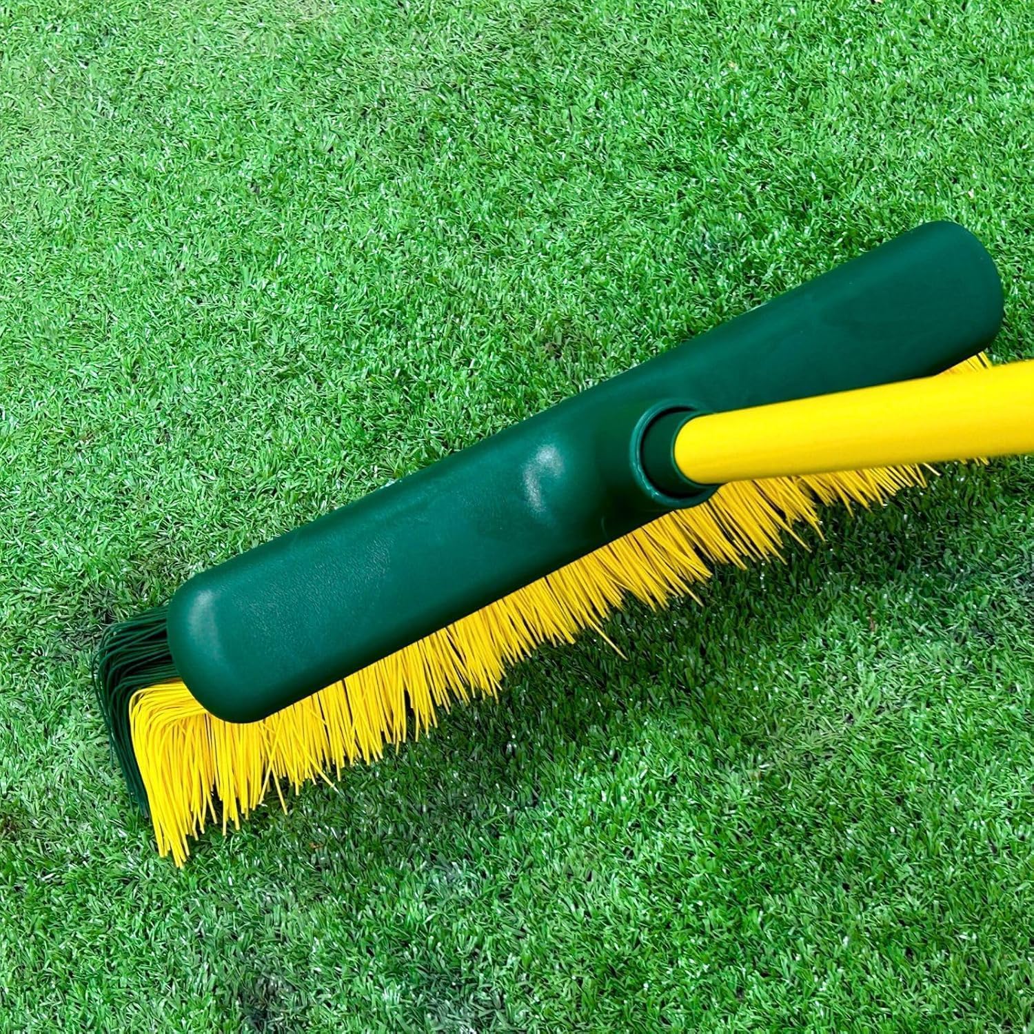 PLANTAWA Cepillo para Césped Artificial | Escoba para Limpiar, Peinar y Levantar Fibras | Ideal para Jardín, Terraza y Exterior | Sin Mango y Ligero