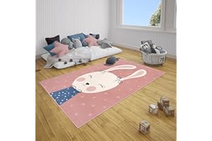 ‎HANSE HOME Hanse Home Teppich Kinderzimmer Kinderteppich Bunny Polly – Junge Mädchen Spielteppich Kurzflor Teppich Modern Haase Haasenmotiv, Weicher Flor, Pflegeleicht - Rosa, 120x170cm