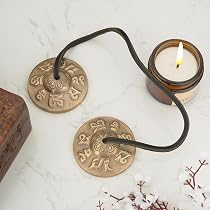 Cymbales Tingsha Tibétaines Ajuny - Ø5.1cm - Laiton - Pour Méditation Et Yoga - Symboles OM Mani Padme Hum