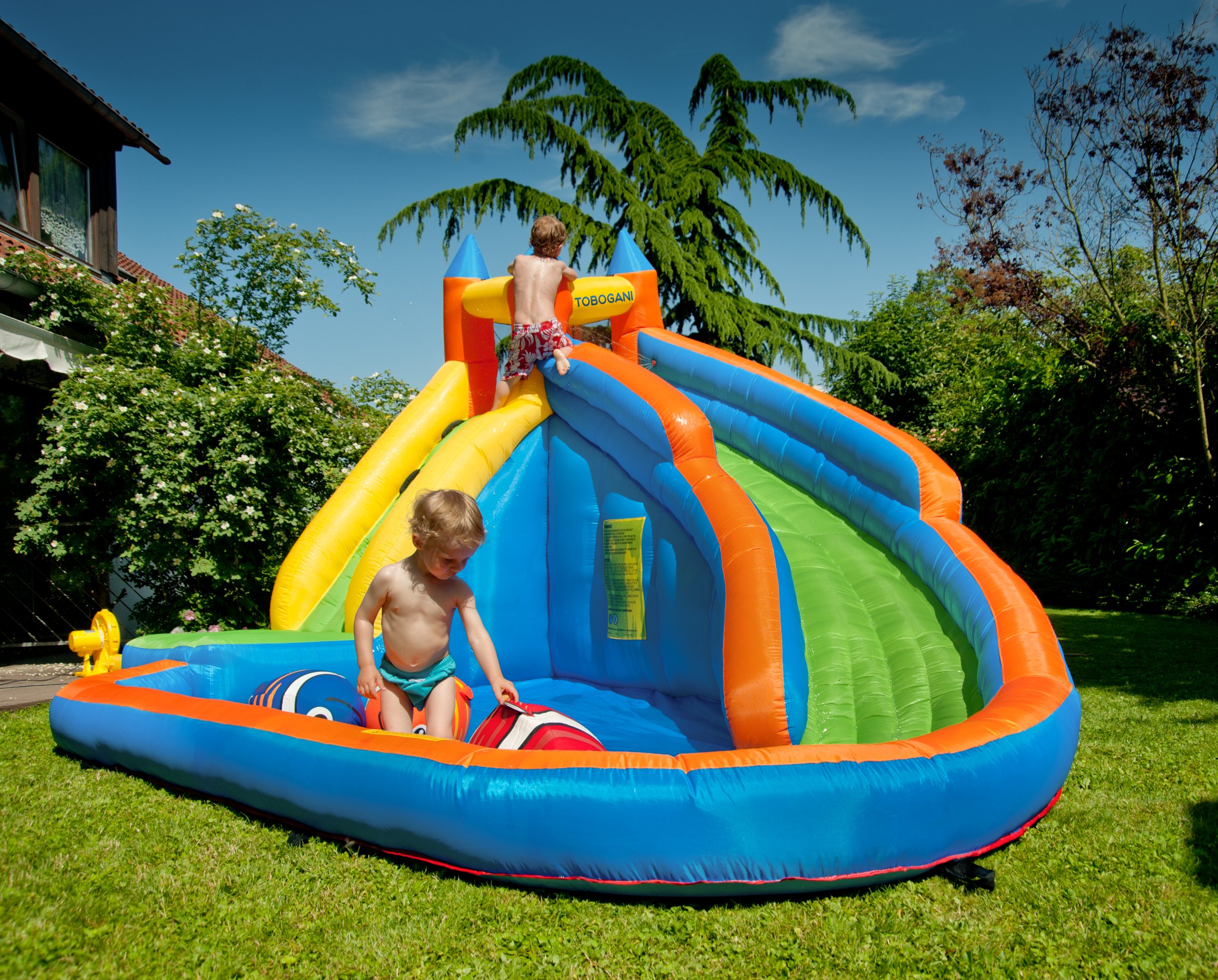 Tobogani-la-pataugeoireLe-Parc-Aquatique-avec-Toboggan-Gonflable-de-12-m-y-Compris-soufflerie