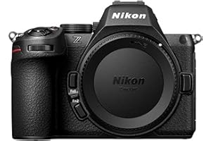 Nikon Z 5II boitier Nu, Appareil Photo Numérique Hybride Plein Format (24,5 MP, 4K/30p, Rafale 14 i/s en RAW ou 30 i/s en JPEG, stabilisation du capteur sur 5 Axes, Double Slots SD ou SDHC ou SDXC)