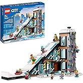 LEGO City Centro Sci e Arrampicata, Set Modulare da Costruire a 3 Livelli con Pista, Negozio Sport Invernali, Bar, Ascensore