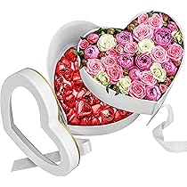 Boîtes-cadeaux En Forme De Cœur Avec Maquette De Ruban En Papier | PSD