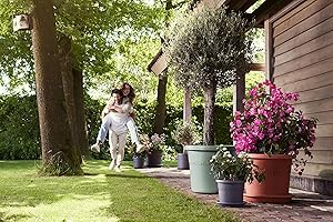 elho Algarve Cilindro Wheels 40cm - Large Plant Pot Outdoor - Planters - 100% Recycled Plastic - Ø 39.5 x H 33.1 cm - Green/Thyme Green