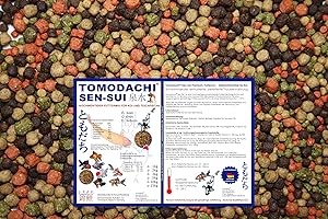 ‎TOMODACHI Koimix, Premium Koifut Mix, 4 Color, Red/Green/White/Brown, Pond Food Mix with Spirulina, Astax, Peppers and Krill Meal, Tomodachi Sen Sui KOIFUTTER, 15kg, multicoloured