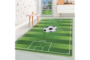 ‎HOMEBYHOME HomebyHome Kurzflor Kinderteppich für Jungen und Mädchen 100 x 150 cm Grün Fussball Design - Waschbarer Teppich Extra Weich und Antiallergen - Teppich für Kinderzimmer, Babyzimmer und Spielzimmer