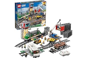 LEGO City Trains Güterzug - Zug Spielzeug, Gabelstapler, 32 Gleisstücke, Signalleuchten & 6 Minifiguren – Lokomotive Spielset für Kinder - Kreatives Geschenk für Jungen & Mädchen ab 6 Jahren - 60198