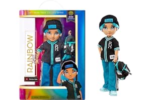 RAINBOW HIGH Junior High-River Kendal-Poupée Mannequin Arc-en-Ciel de 23 cm avec 1 Tenue et Accessoires Dont 1 Sac à Dos en Tissu Qui s’ouvre/se Ferme – À Offrir & à Collectionner, 6 Ans +