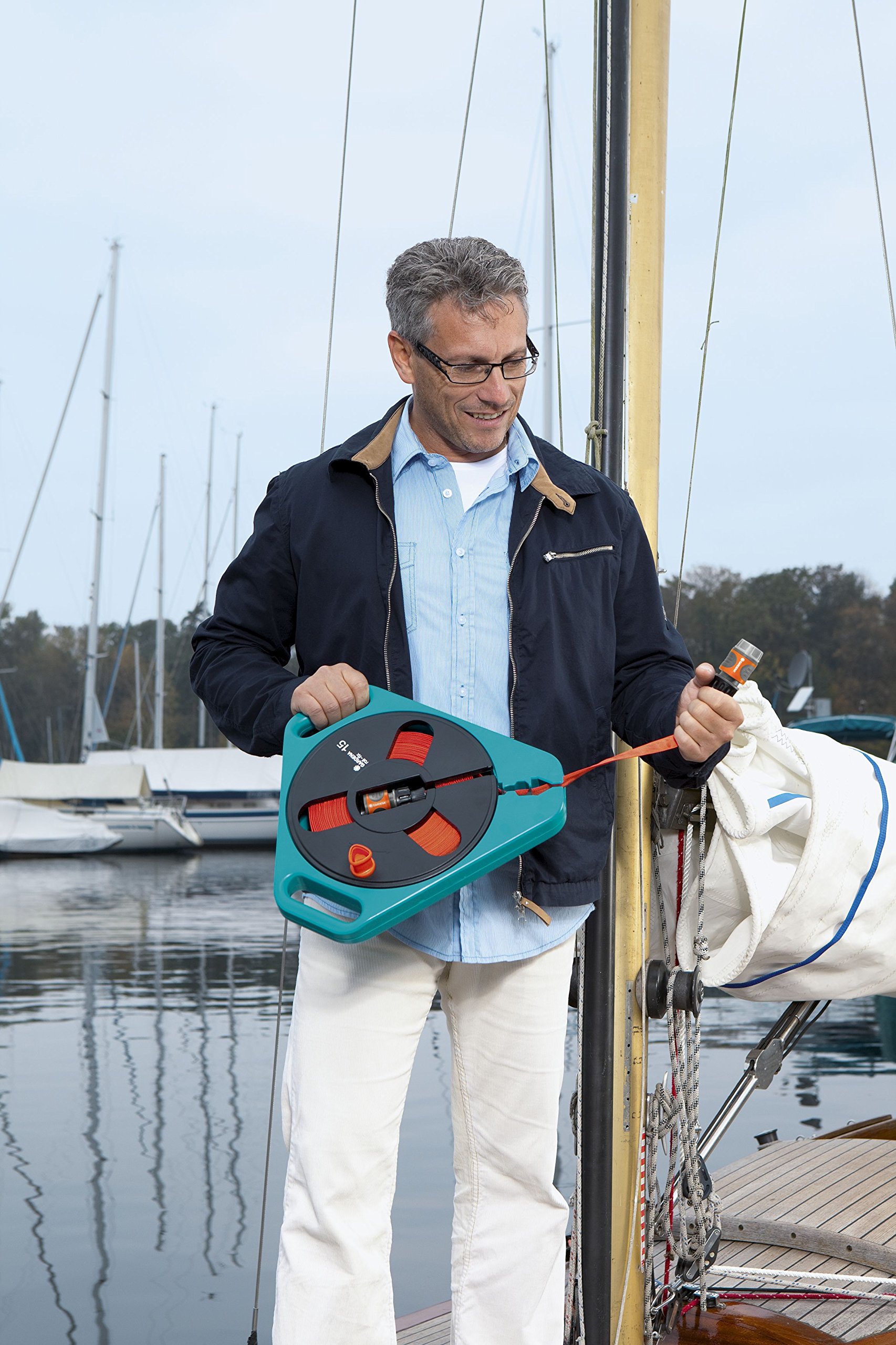 GARDENA Classic roll-fix Flachschlauch 15 mit Kassette: Platzsparende Schlauchkassette – Bild 5