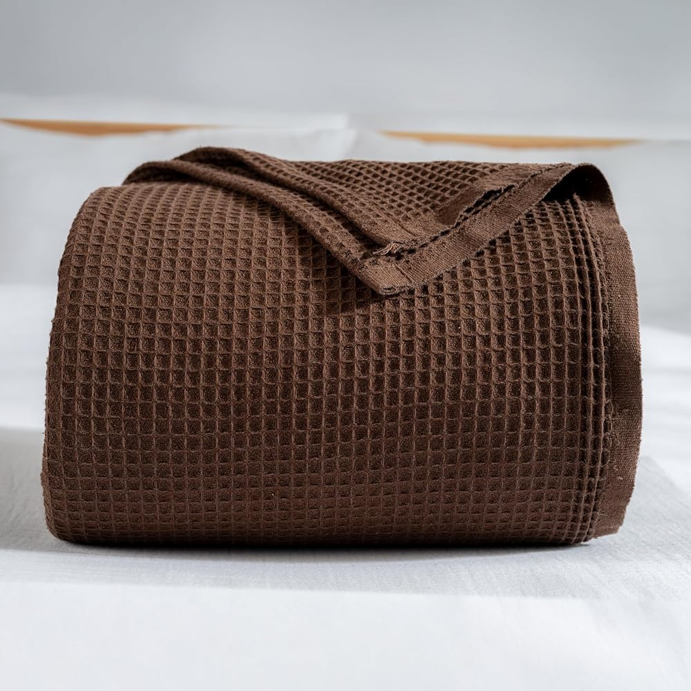 RAYME TEKSTİL - 100% Pamuk Pike Yatak Örtüsü Waffle Dokuma - Tek Kişilik ve Çift Kişilik 4 Mevsim Dekoratif Hafif Yumuşak Pikeler (Koyu Kahverengi, Çift Kişilik Pike 200x240 cm)
