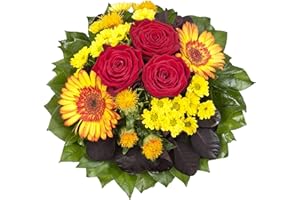 Dominik Blumen und Pflanzen, Blumenstrauß "Blütenmeer" mit roten Rosen, Färberdistel, Chrysanthemen und Gerbera
