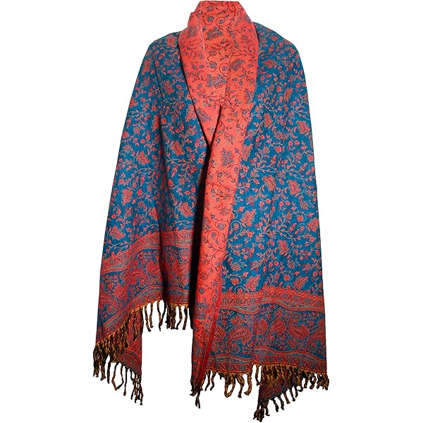 Patchwork bloemen sjaal van Otracosa - Lovely Scarfs Patchwork bloemen sjaal van Otracosa - Lovely Scarfs