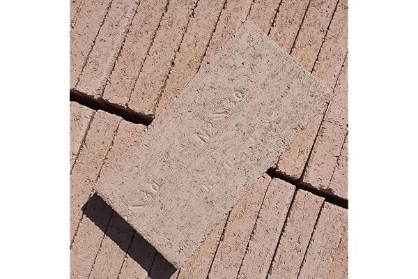 Chamotte-platta N2, 250 x 124 x 40 mm, öppen spis, ugn, grill, ugnsbyggnad, raparatursten, brandsäker, eldstad, värmelagring